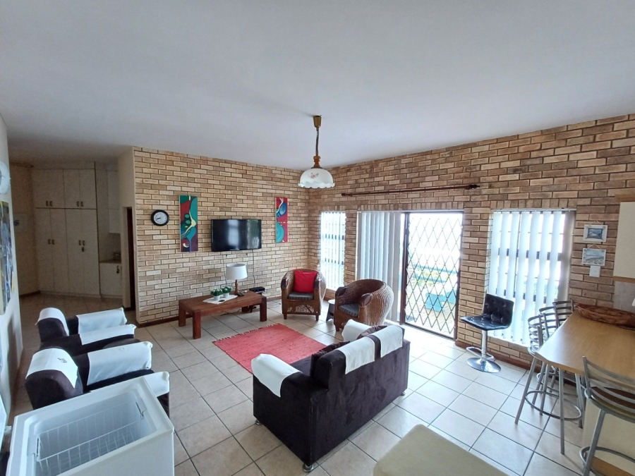 5 Bedroom Property for Sale in Dana Bay Western Cape